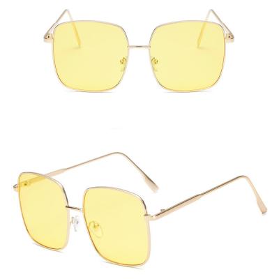 China 2019 fashion sunglasses new large frame glasses metal shape personality glasses tend flat mirror balancing decorative glasses 2021 fashion for sale