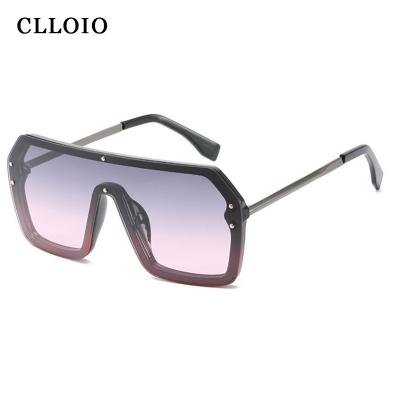 China Fashion Sunglasses 2020 Rimless Vintage Large Fresh Glass Frame Rivet Sunglasses for sale