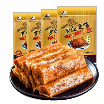 China 150g/bag Spicy Chinese Flavor Features Cooked Luojiang Bean Chicken Local Snacks for sale