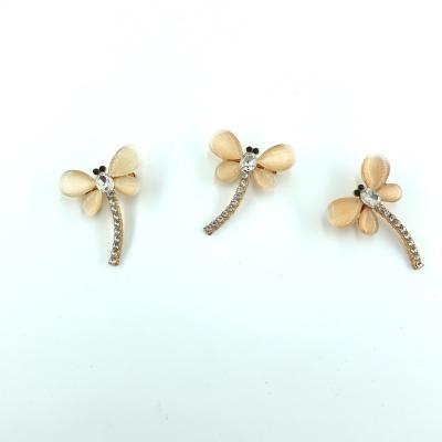 China Fashion Quality Fashion Dragonfly Brooch Rhinestone Brooch Pins Hot Selling Women For Clothes for sale