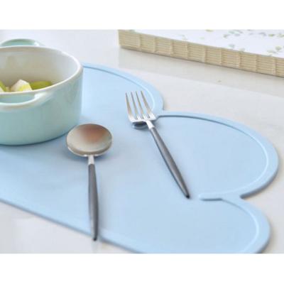 China Custom Food Grade Silicone Eco-friendly Non-slip Waterproof Kids Place Mat Cloud for sale