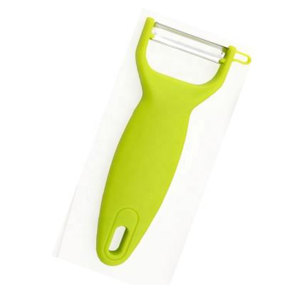 China Sustainable peeler with sharp blade and plastic handle, kitchen utensils color easy to use and clean available for sale