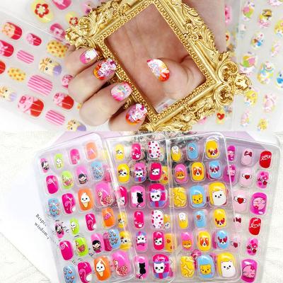 China Non-toxic And Odorless Design Artificial Nails Professional Kids Children Fake Nails Comfortable Natural Press On Nails Shortly for sale