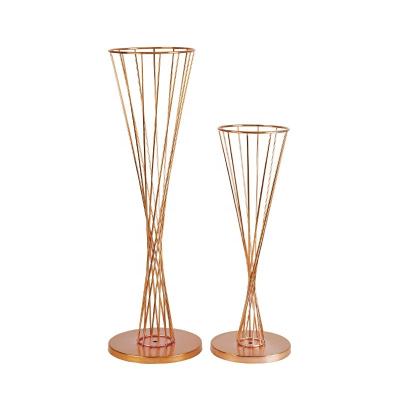 China Wedding Celebration Metal Geometric Wedding Centerpiece Table Flower Stand for Birthday Party Home Decoration for sale