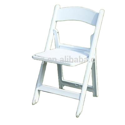 China Modern Wholesale White Resin Folding Chair / Plastic Chair With Padded Seat for sale