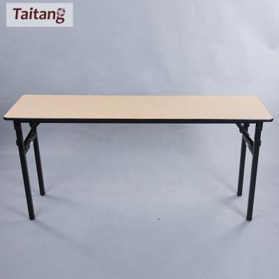 China Manufacturer Sale Folding Fireproof Folding Banquet Table For Wedding for sale