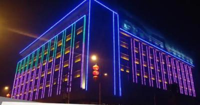 China Luz da barra da barra DMX512 DMX MI do pixel do diodo emissor de luz do RGB RGBW para a iluminação da fase/construção à venda