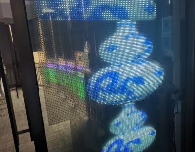 中国 P10 透明 LED ディスプレイ スクリーン フルカラー 高明るさ 建物のガラス窓 販売のため