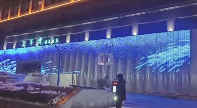 China Manufacturer Selling facade full colour led SMD3535 DC12V IP67 RGB P83 led mesh video curtain screen for indoor for sale