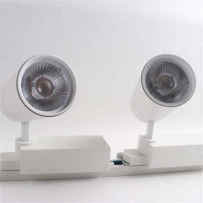 China Superfície montada Magnético Track Light 40W RGBW Corpo de alumínio preto/branco à venda