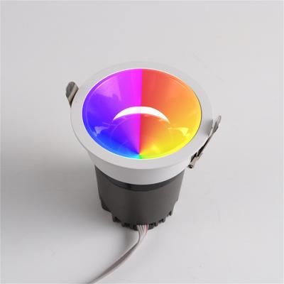 China Valor luminoso ajustável LED Luzes coloridas V0 Retardante de chama para aplicação no shopping à venda