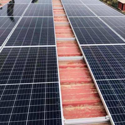 China Outdoor Metal Roof Racks Solar Roof PV Roof Application Tin Racking for sale