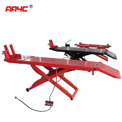 中国 800LBS 500kg Motorcycle Hydraulic Scissor Lift Stand Jacks Table 販売のため