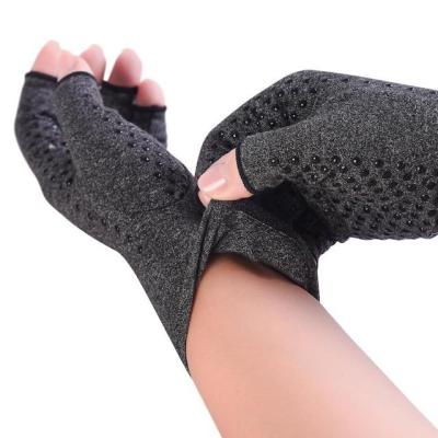 China Durable Soft Compression/Arthritis/Anti Slip Pain Relief Gloves Hand Fingerless Spandex Compression Gray Passionate Pressure Magnetic Therapy Anti Arthritis Gloves For Women Pain for sale