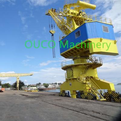 China Rail Mounted 30t Lattice Boom 50m Mobile Harbour Crane for sale