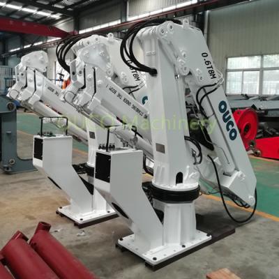 China Marine Telescopic Offshore Pedestal Crane Knuckle Silver Boom Hydraulic 0.6T 8M for sale