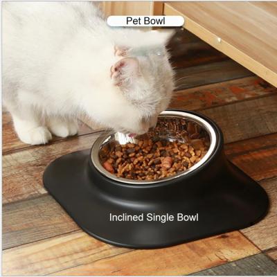 China Non-automatic Stainless Steel Single / Double Troughs Tilted Elevated Food Water Pet Driver Non Slip No Spill Feeding Dispenser For Dogs for sale