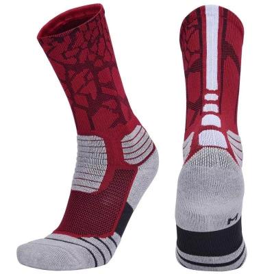 China Sustainable Comfortable Sport Custom Logo Socks For Boy Knitted Basketball Long Print Outdoors Socks Mens for sale