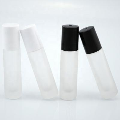 China Personal Care Frosted Clear 10ml Glass Roll On Bottle With Plastic Cap Stainless Steel Roller Ball for sale