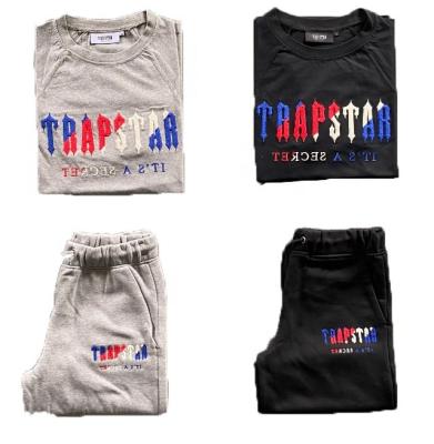 China 2023 Summer Trapstar T-shirt Embroidery Letter Embroidery Letter High Quality Breathable Hip Hop Suit Diamond Trapstar Men and Women's Shorts for sale