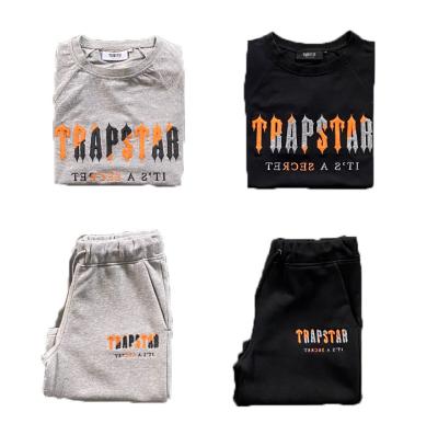 China 2023 Breathable Letter Hip Hop Diamond Trapstar Men Custom Made Embroidery Trapstar Summer Suit Letter Good Quality Women's T-shirt And Shorts for sale