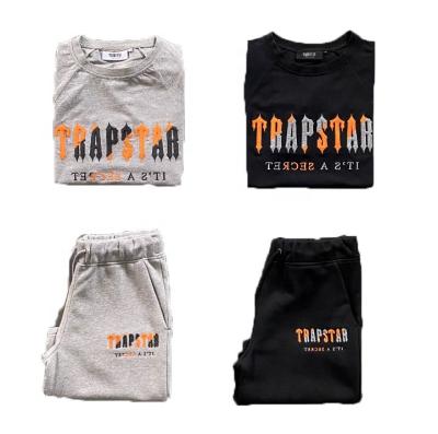 China 2023 Trapstar Embroidery Custom Letter Breathable Suit T-shirtSummer Hip Hop Diamond Trapstar Good Quality Men And Women's Shorts for sale