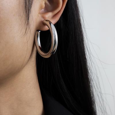 China Simple Earring Fashion Trend Aretes de Mujer Jewelry Minimalist Gold Plated Simple Earings Stud Earrings cc for sale