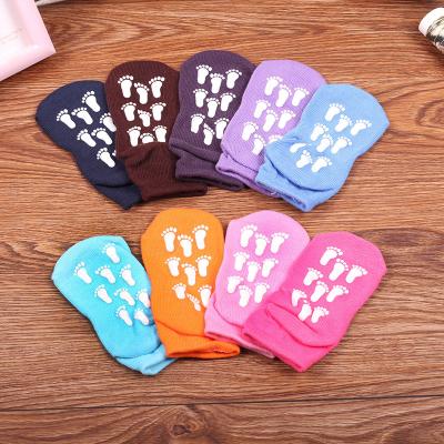 China QUICK DRY Wholesale Indoor Sports Trampoline Yoga Paradise Design YL2021 Anti Slip Customizes Own Logo Thin Crew Socks for sale