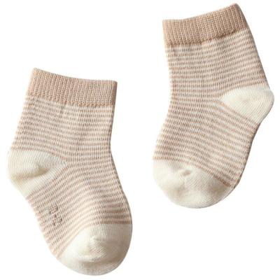 China 2021YL QUICK DRY Autumn Wholesale Design Low MOQ Customizes Logo Stripes Cotton Baby Boneless Socks For New Baby for sale