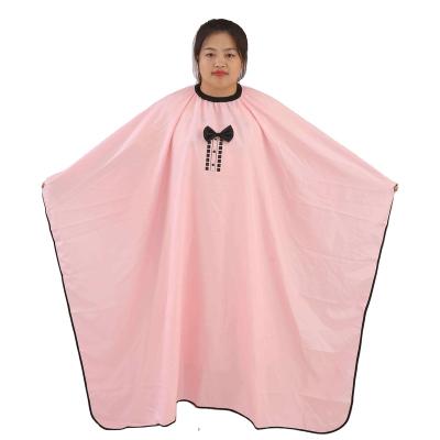 China Beauty Salon Barber Cape China Factory Good Quality Capes With Buttons Hairdresser Salon Nails Custom Logo Barber Waterproof Hairdresser Apron for sale