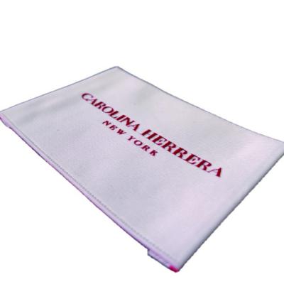 China Sustainable New Design High Quality Reflective Packaging Label Clothing Bag for sale