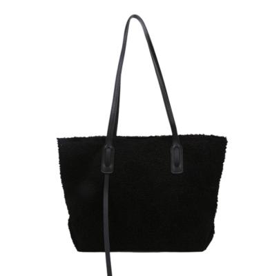 China Wholesale Winter Lambswool Handled Tote Bag for sale