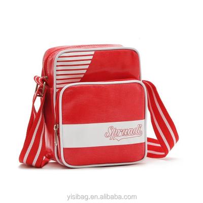 China Retro classic design PU style flight bag with one compartment closed the front zipper for sale