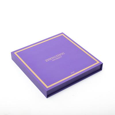 China High Quality Custom Materials Cardboard Luxury Rigid Packaging Recycled Magnetic Gift Box for sale