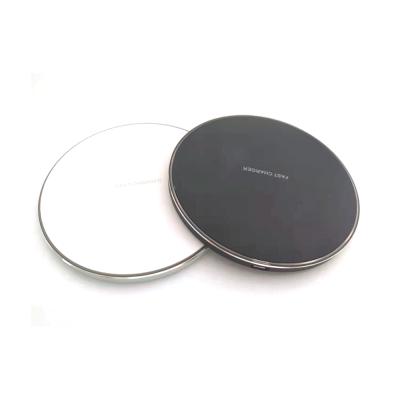 China Mobile Phone Good Selling Professional And Accurate Wireless Charger ABS Fast Charger Radio for sale