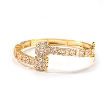 China Jewelry Maker Fashion Personality Metal Clasp Bracelet Square Zircon Men's Bracelets Gold Plated Bracelets For Men Designs for sale