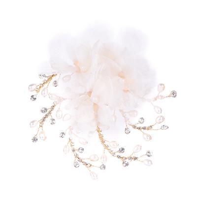 China Large White Flower Bridal Hair Accessories Wholesale Fashionable Wedding Hairpin Wedding Hairpin for sale