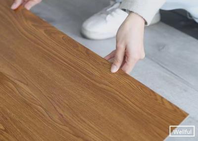 China 1.8mm/2.0mm LVT Bevloering met Slijtagelaag 0.07mm Eiken Hout 6 In reliëf gemaakte het Hout van ' X36“ Te koop