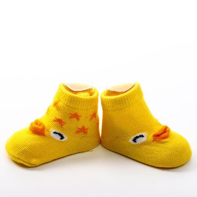 China Antibacterial Hot Sale Customized Quality Yellow Duck Lovely Comfortable Baby Socks Yellow Socks for sale