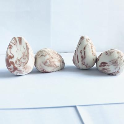 Κίνα Low Moq Soft Milk Coffee Stripes Marble Sponge For Makeup Latex Free Vegan Microfiber Makeup Sponge προς πώληση