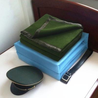 China Wholesale Cheap PHOENIX 5% Wool 95% Polyester Anti-pilling Satin Bound Edge Winter Solid Warm Heavy Green Covering Military Oliver BLUE Te koop