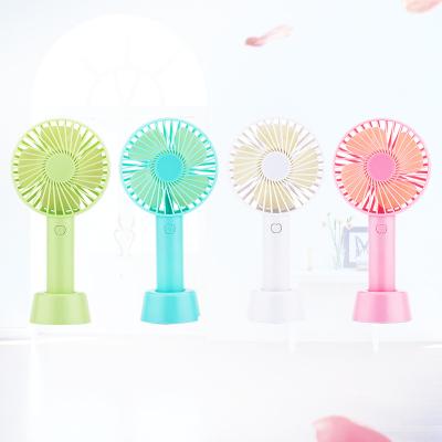 China Hotel Mini Battery Charging Fan Desktop Stand Cooling Portable USB Hand Electric Hell Rechargeable Mini Fans for sale