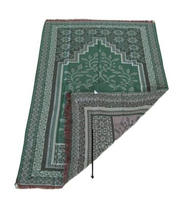 China Washable Chic Educational Interactive Different Pattern Printed Foldable Portable Orthopedic Pocket Travel Prayer Mat Muslims for sale