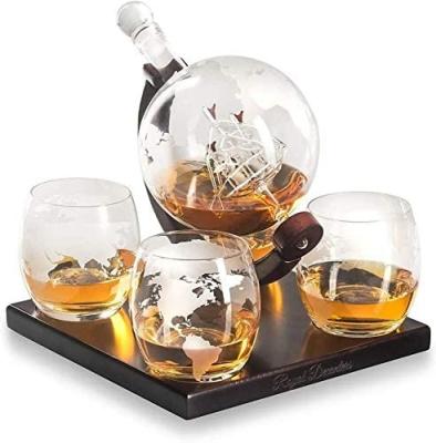 China CLASSIC Wine Whiskey Decanter Sets Etched Globe Whiskey Decanter Gift Set With Newest Wooden Holder Handles for sale