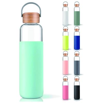 China Cute Viable Water Bottle Girls Water Bottle Glass Water Bottle With Silicone Sleeve for sale