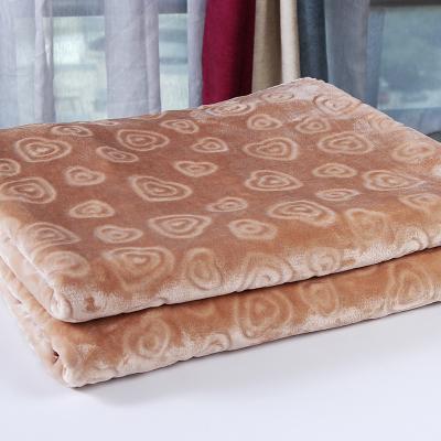 China Folded Super Soft Warm Travel Blanket Polyester Solid Color Flannel Blanket For Bed Sofa for sale