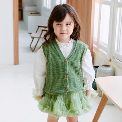 China Autumn Winter Soft Warm Sleeveless Breathable Wooden Button in Front Vest Adorable Stunning Children Kids for sale