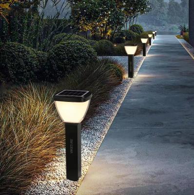 China Powerful Tall Led Solar Lawn Lights For Outdoor Waterproof IP65 Landscape Patio for sale