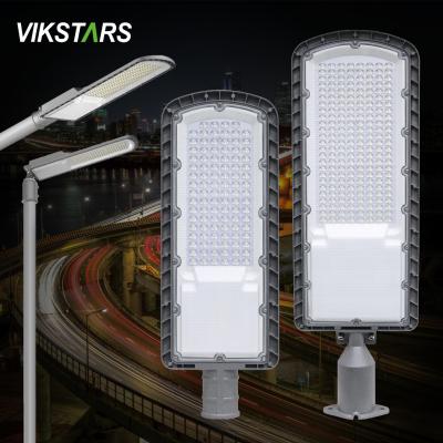 China 140lm/W Led Street Lights 50w 100w 150w 200w 3 Years Warranty For Pathway Village for sale