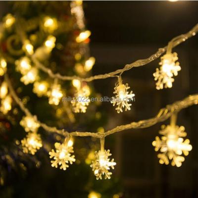 China Indoor Decoration Snowflake Christmas Lights With String Remote LED Lights 8 Modes Christmas Lights Battery Operated Waterproof for sale